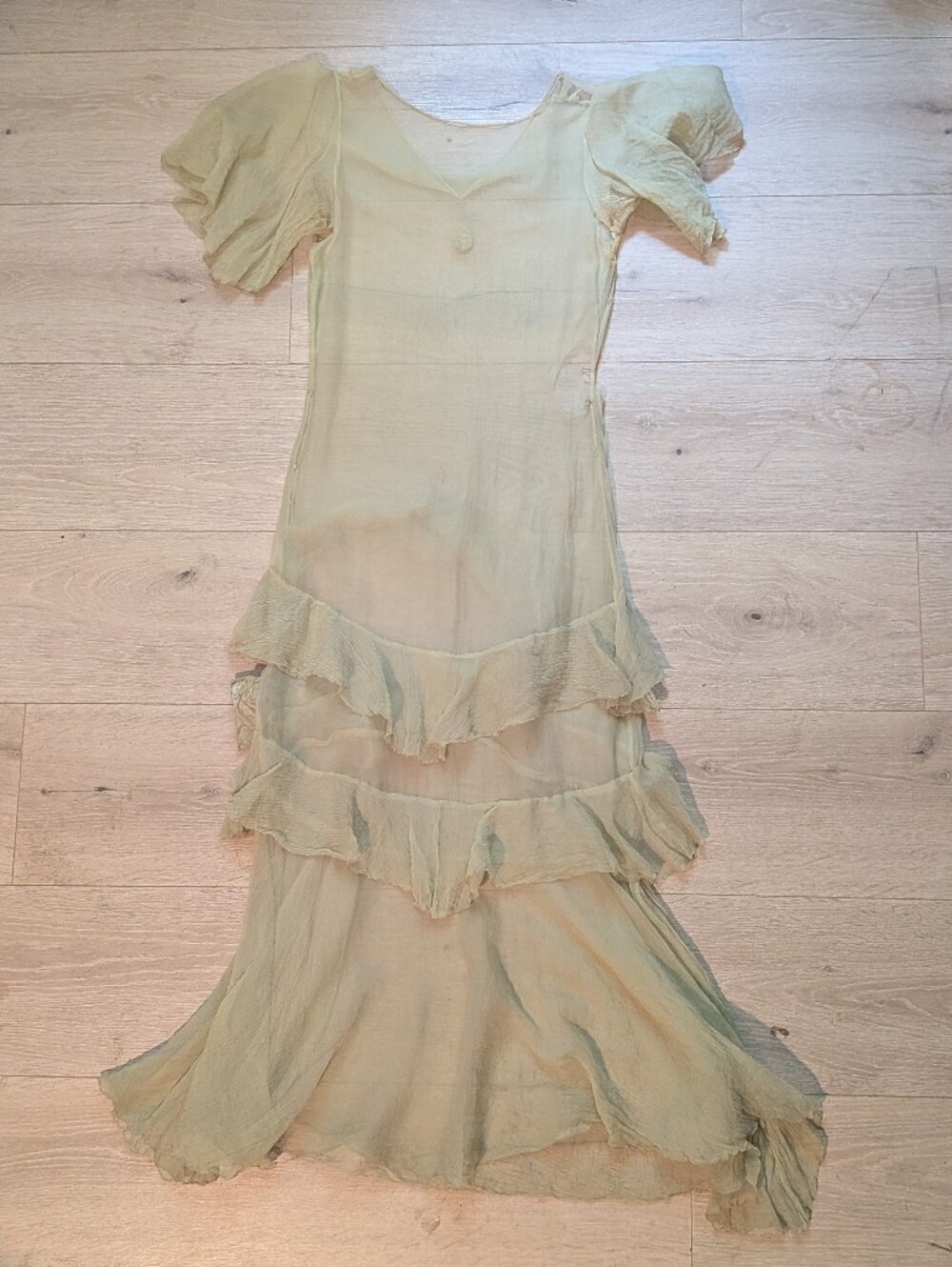 1930's Silk Chiffon Green Ruffle Dress - Picture 6 of 13